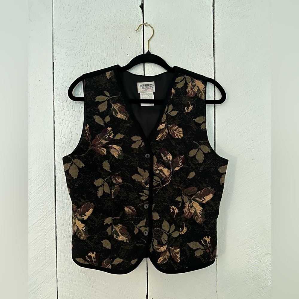 Vintage vest with embroidery